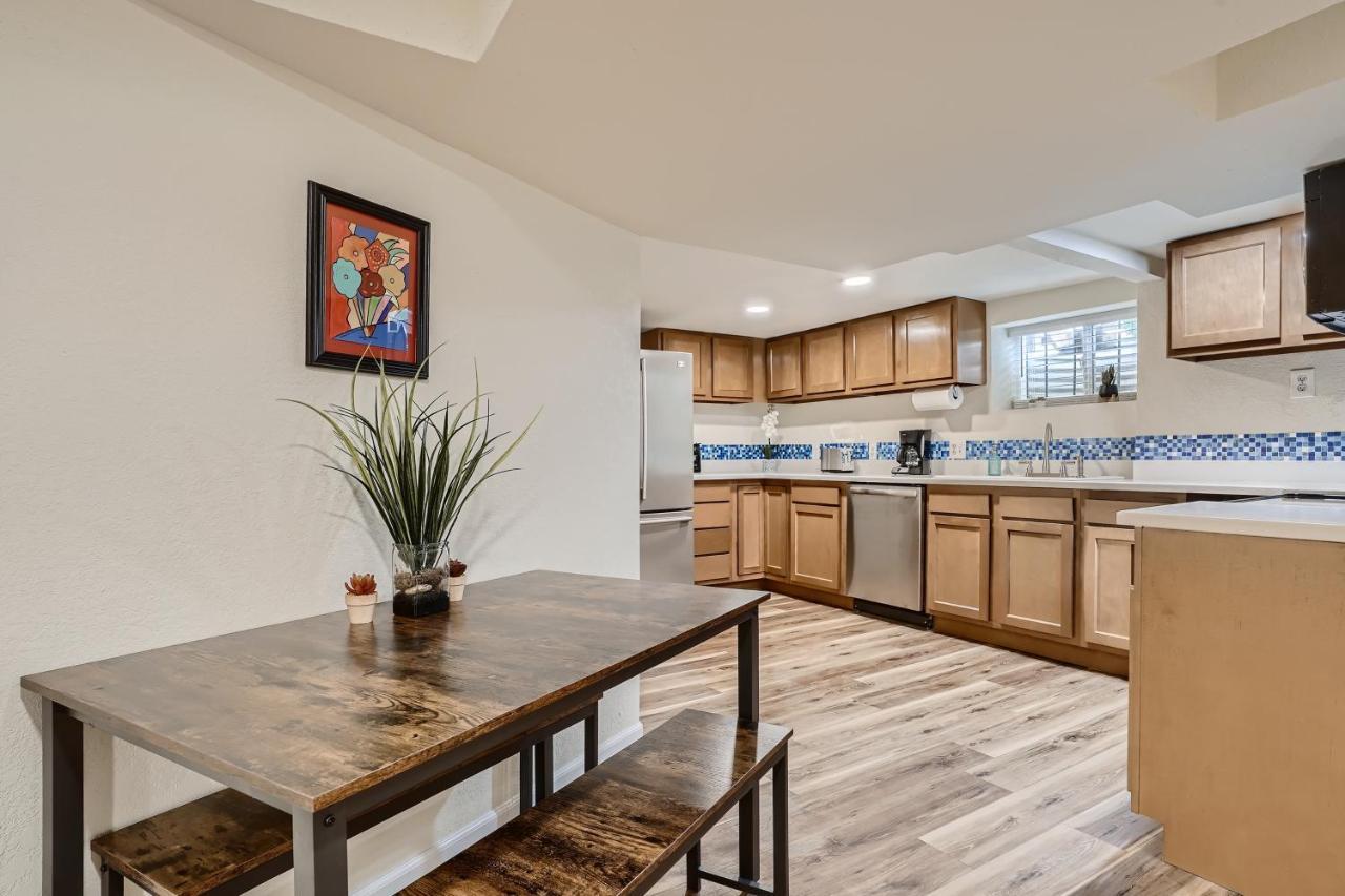 Sloans Lake Getaway - Basement Apartment Near Broncos And Downtown Denver Lakewood Buitenkant foto